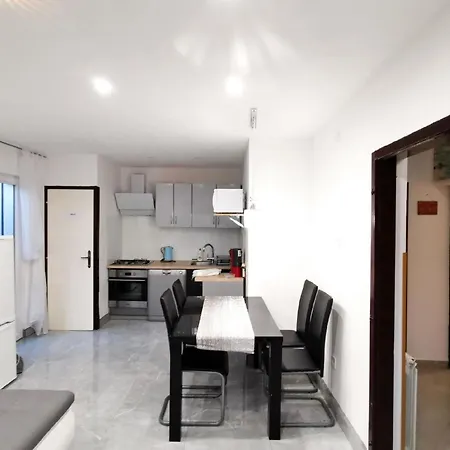Charmante In Mit Eigener Terrasse - B59607 Apartment *